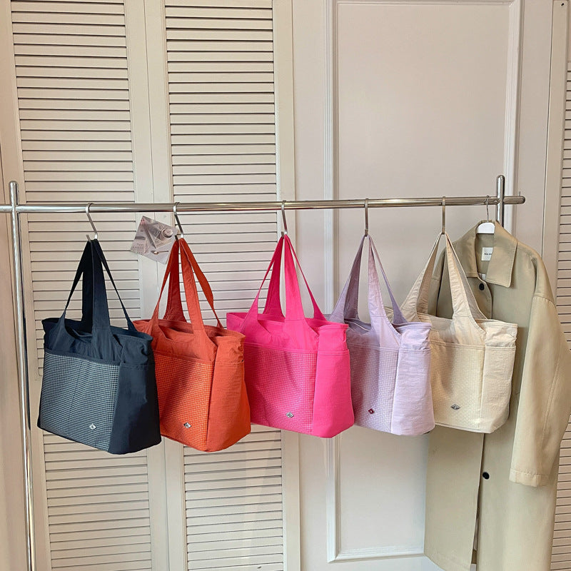 Stylish everyday tote bag LoungeYard — product view 2