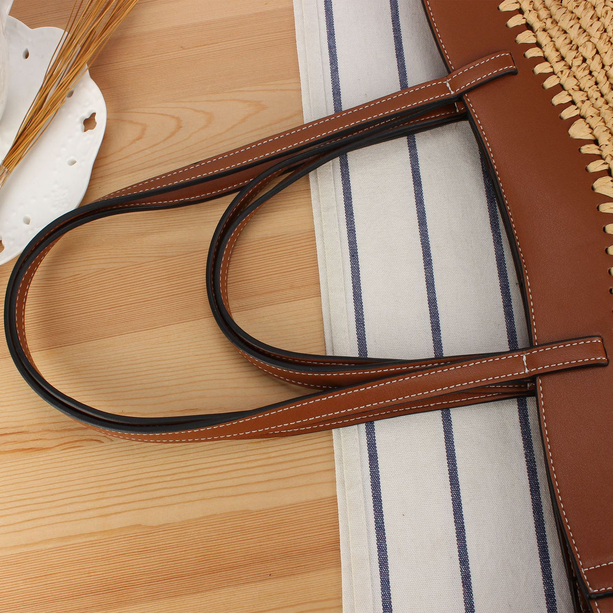 Braided Shoulder Bag with Elegant Leather Detail LoungeYard — product view 3
