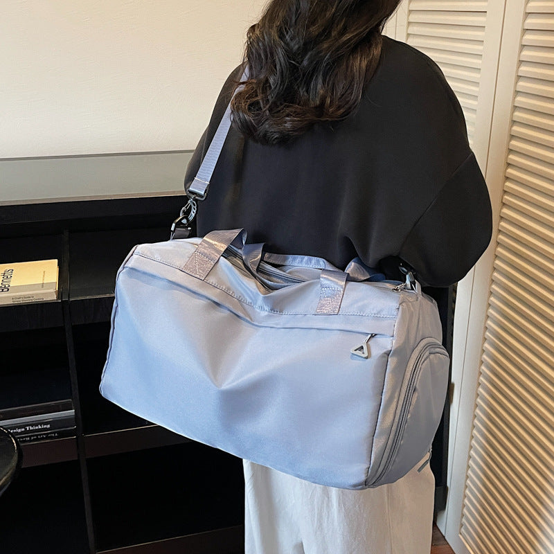 Versatile Sports Duffle Bag LoungeYard — product view 3