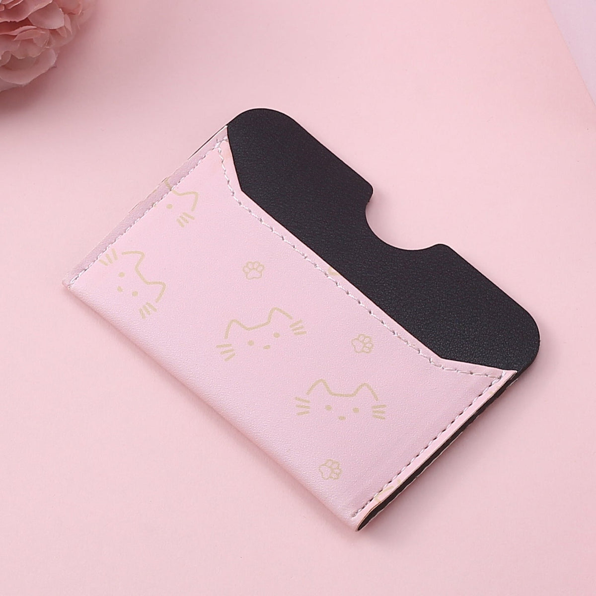 Cute Cat-Themed Card Wallet — product view 4