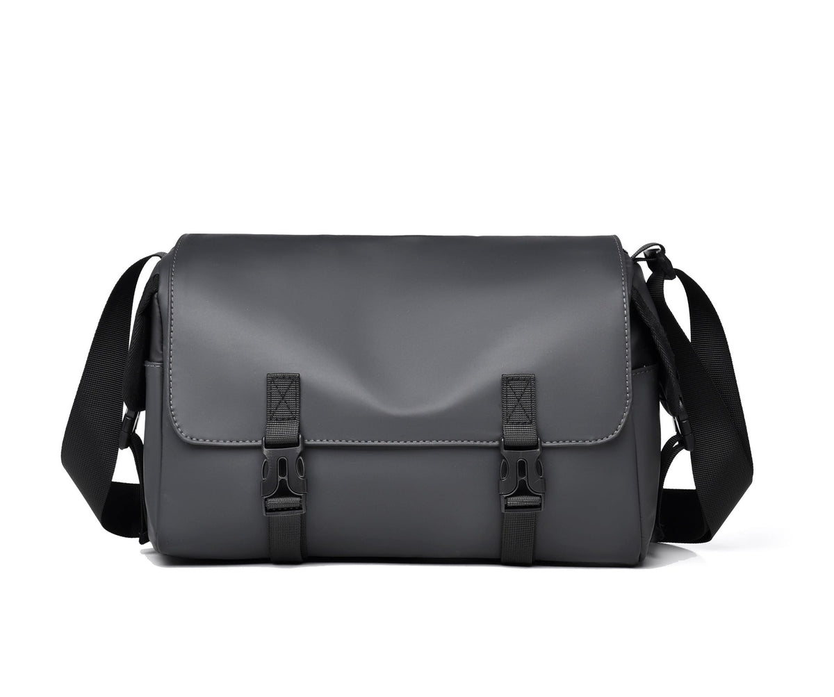 Versatile Messenger Bag LoungeYard — product view 7