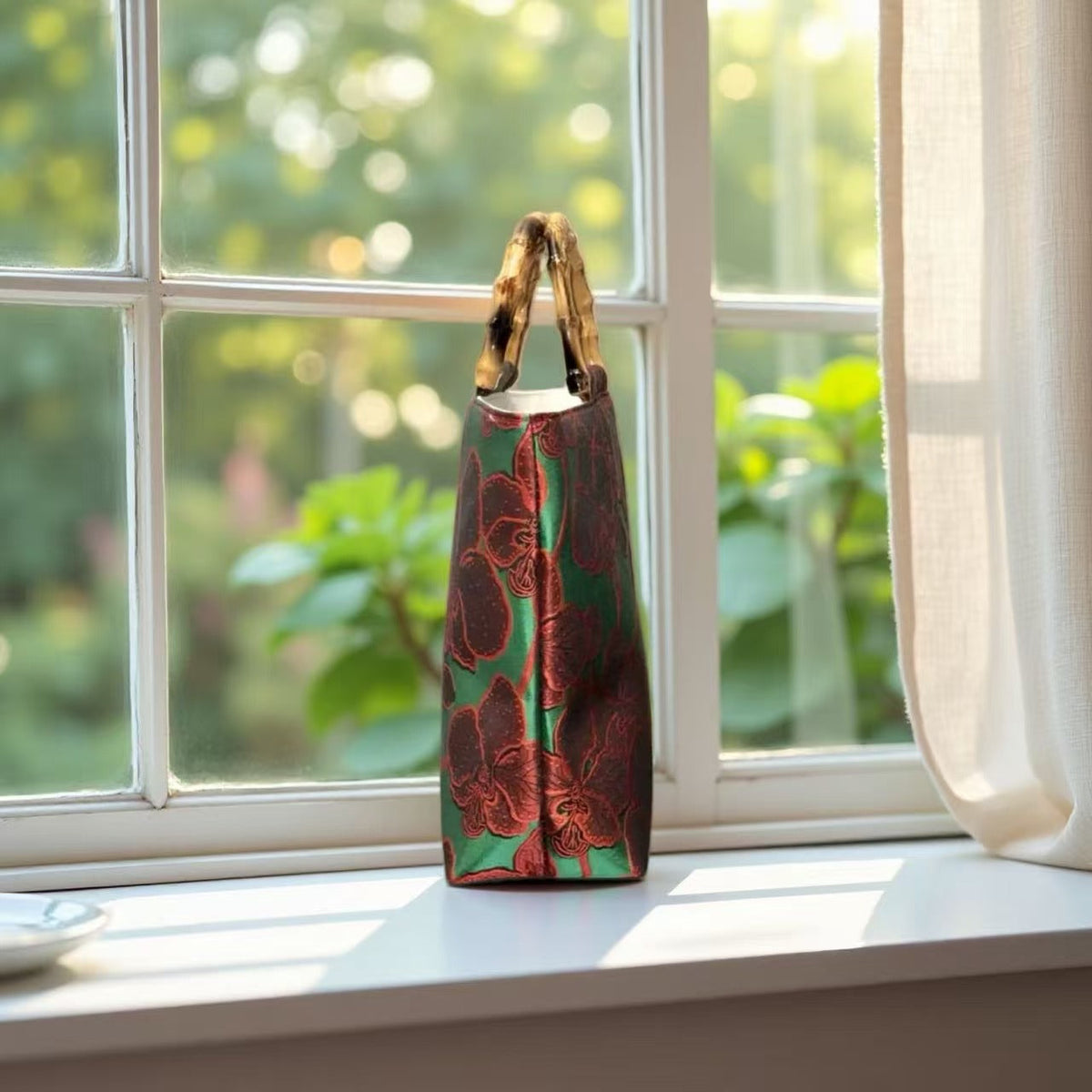 Designer handbag LoungeYard — product view 2