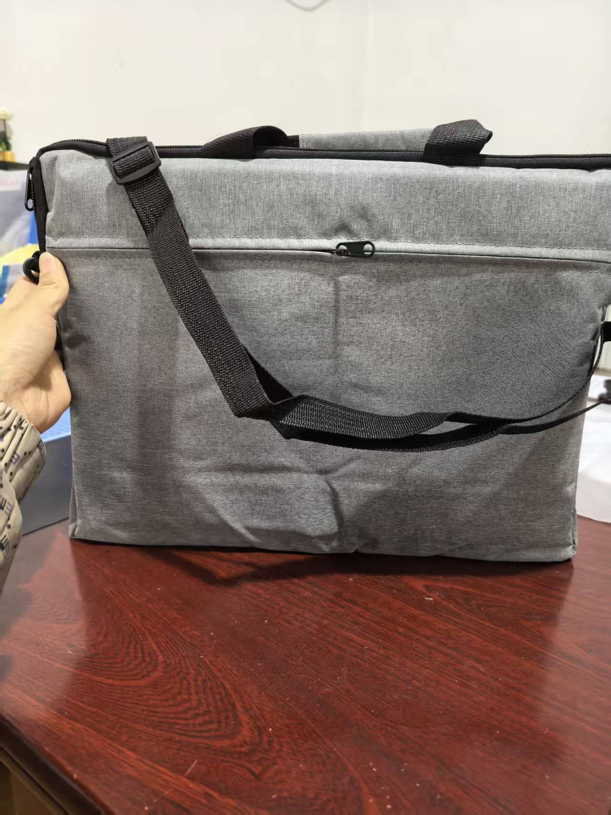 Professional Slim Laptop Briefcase LoungeYard — product view 4