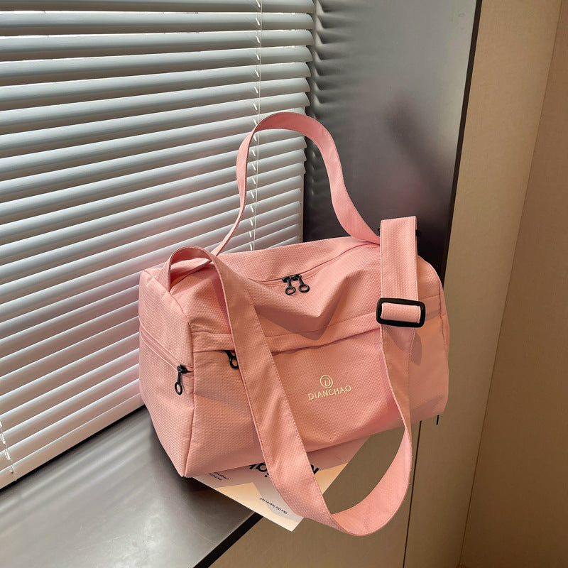 Compact Travel Duffle Bag LoungeYard — product view 3