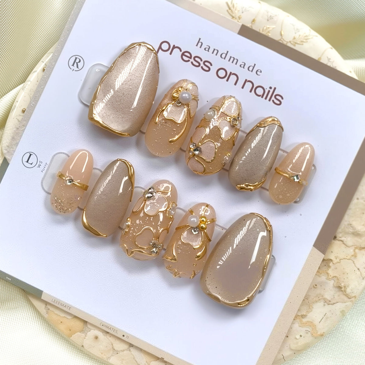 Handcrafted Decorative Press-On Nail Set — product view 1