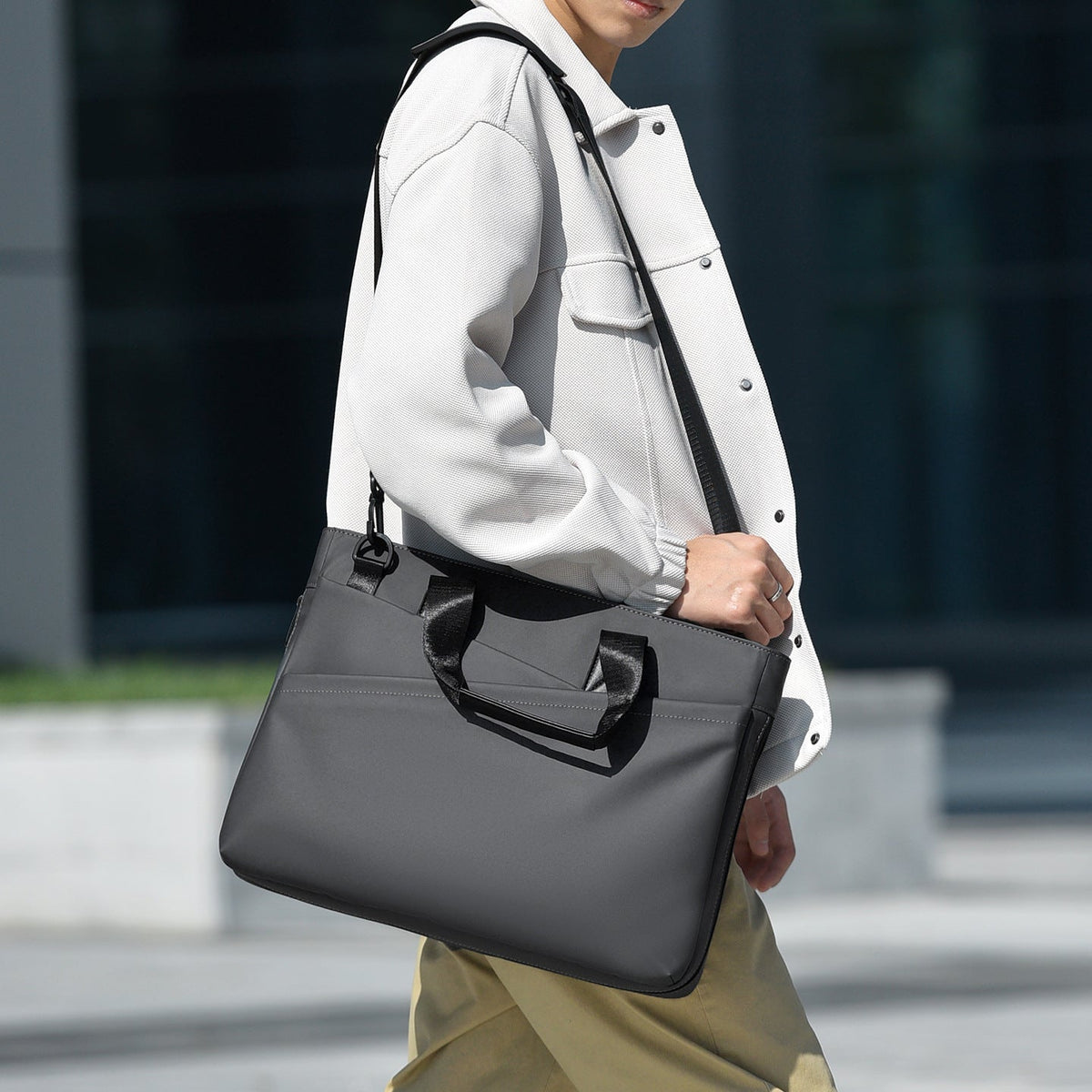 Professional Work Tote LoungeYard — product view 4