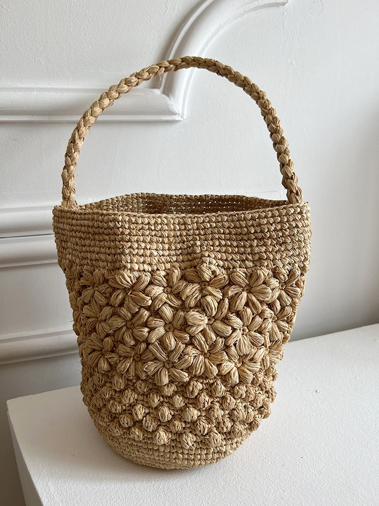 Handcrafted Leisure Bag Made of Woven Straw LoungeYard — product view 6