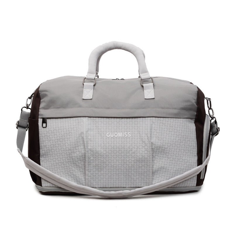 Sporty Travel Bag with Reinforced Shoulder Strap LoungeYard — product view 4