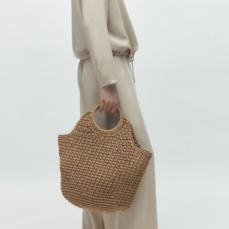 Handmade basket bag with innovative round design LoungeYard — product view 4