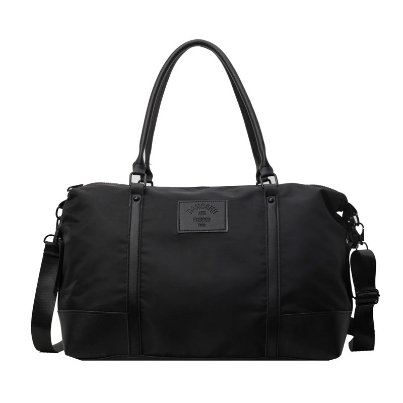 Sporty travel bag with comfortable compartments LoungeYard — product view 6