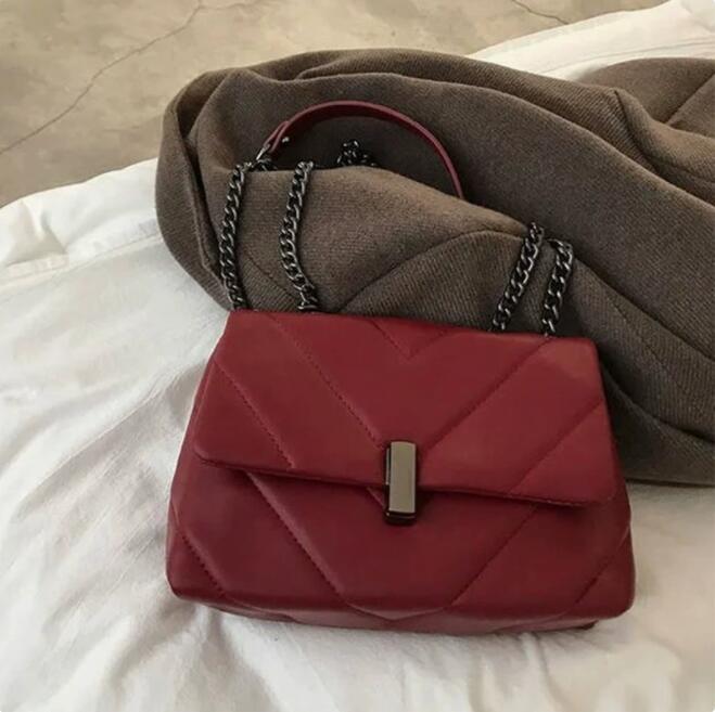 Chic Quilted Evening Handbag LoungeYard — product view 2