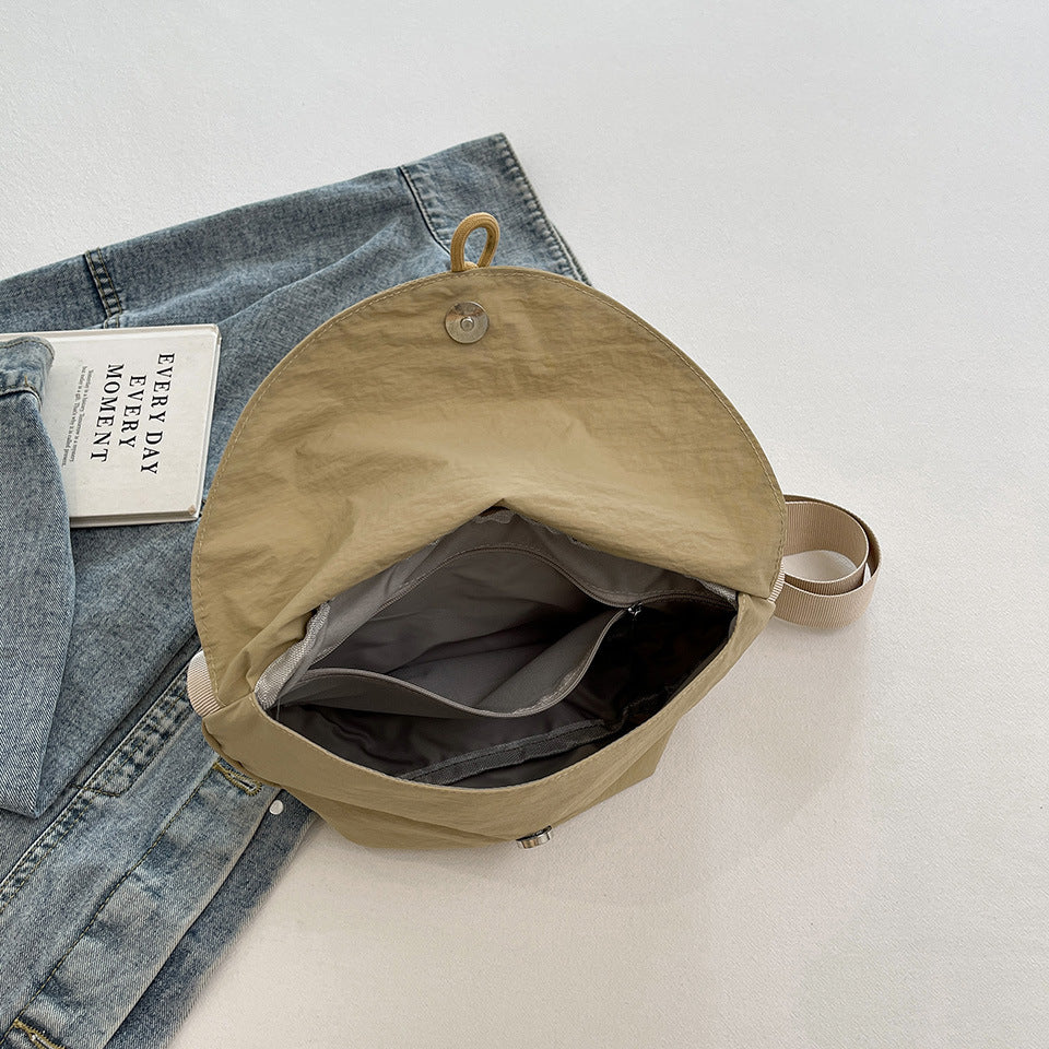 Versatile Crossbody Bag LoungeYard — product view 5