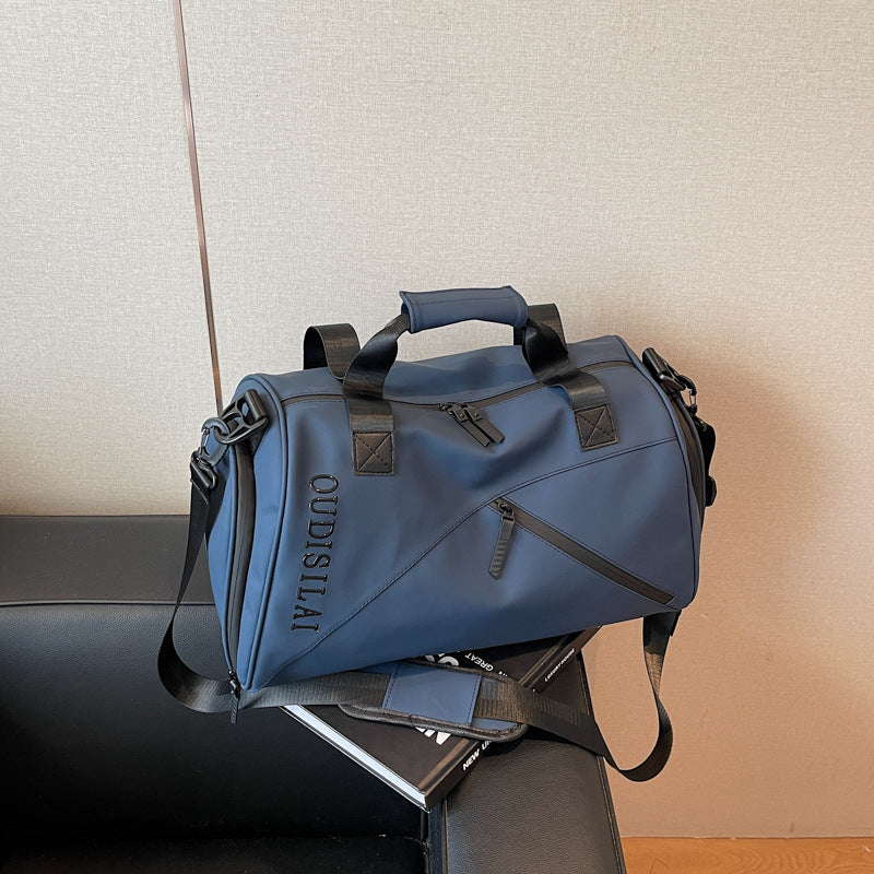 Ladies sporty duffle bag with versatile compartment system LoungeYard — product view 6