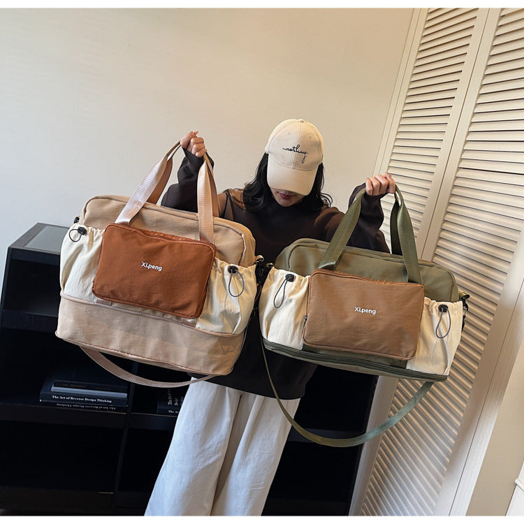 Versatile Sports Duffle Bag — product view 2