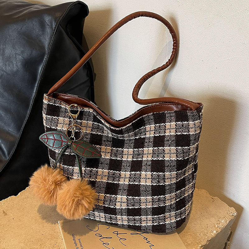 Classic Checkered Shoulder Bag — product view 1