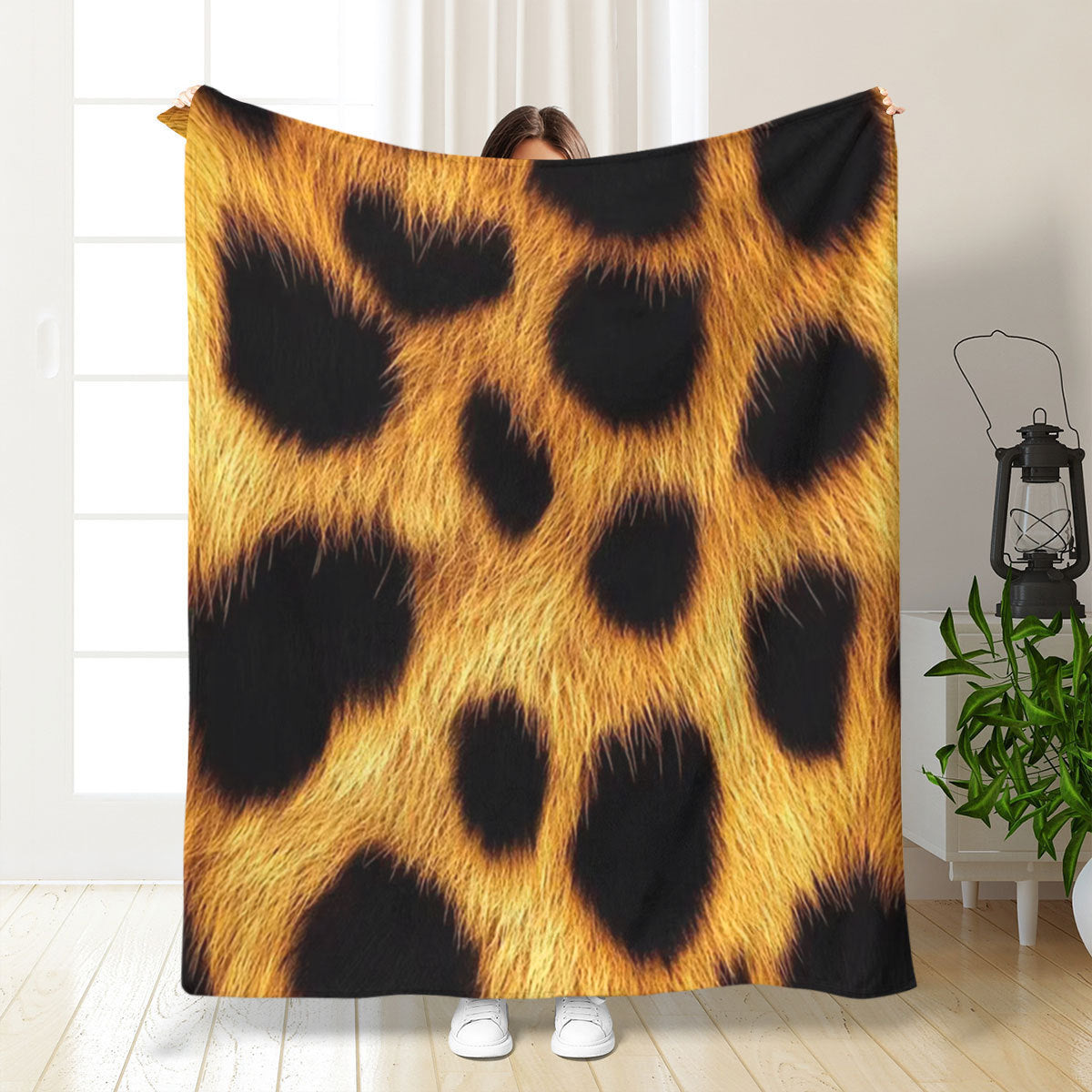 Artistic Leopard Print Throw Blanket — product view 3