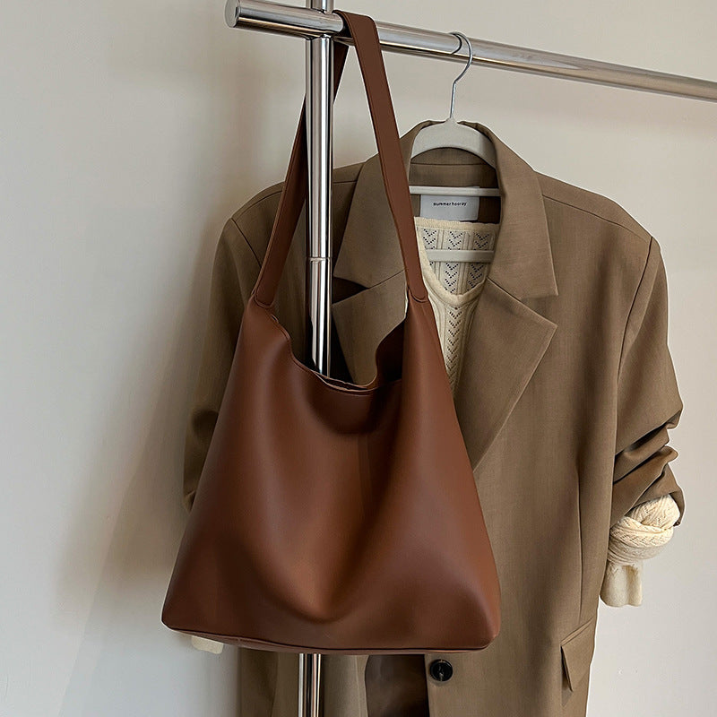 Modern Minimalist Shoulder Bag — product view 6