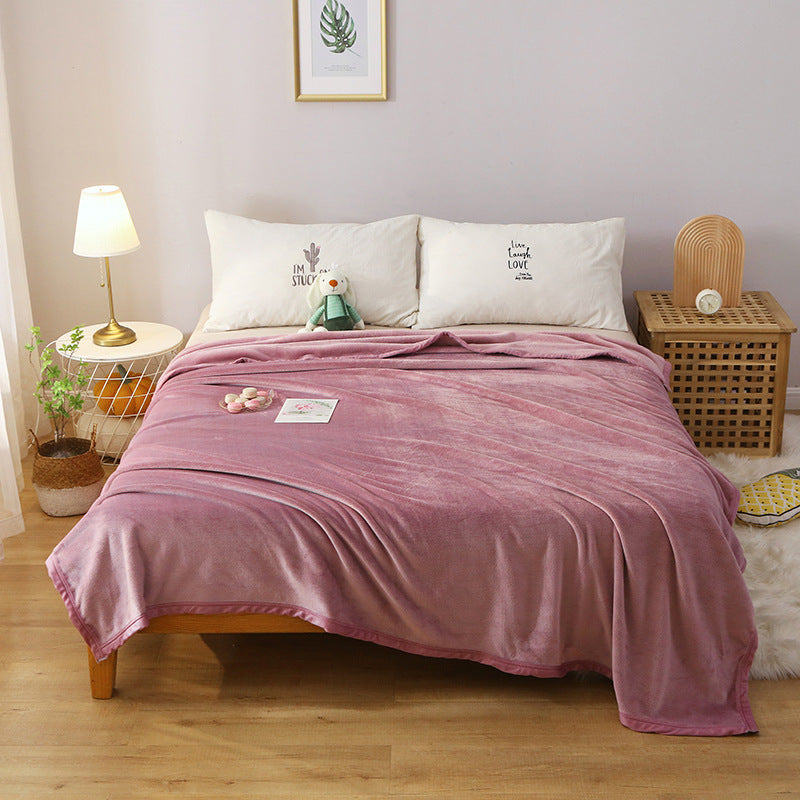Premium Soft Microfleece Blanket LoungeYard — product view 2