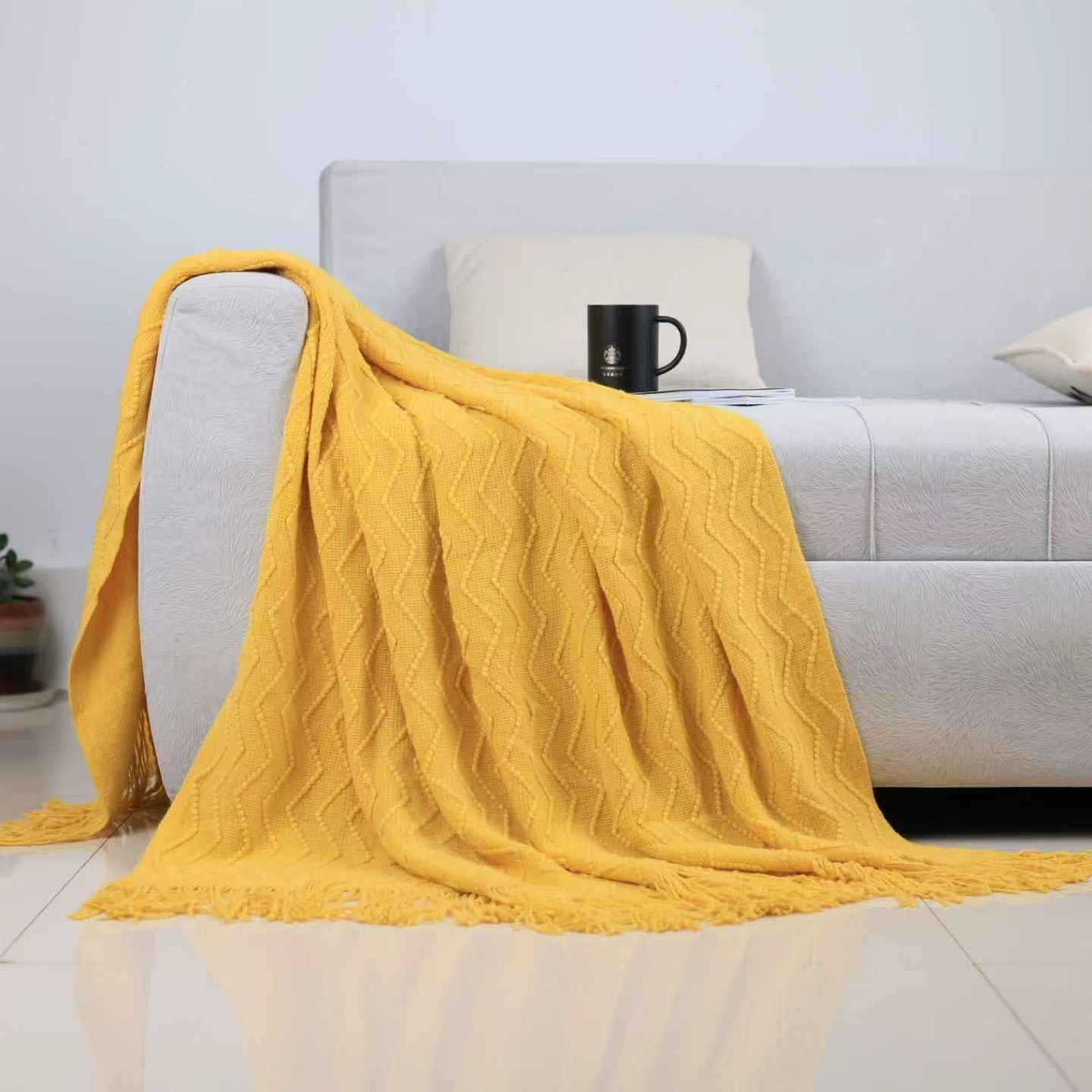 Home Décor Throw Blanket LoungeYard — product view 5