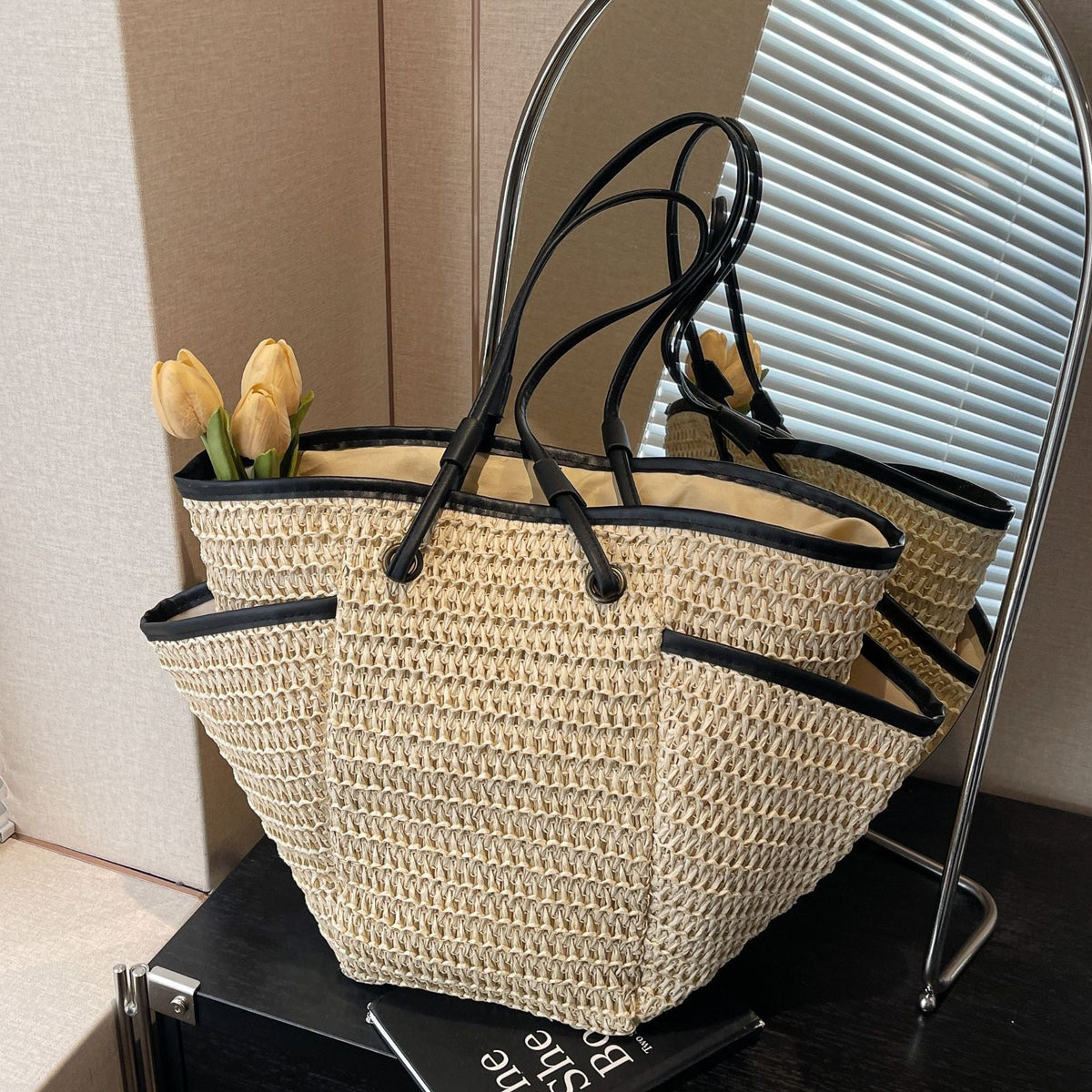 Spacious shopping bag with structured weave LoungeYard — product view 1