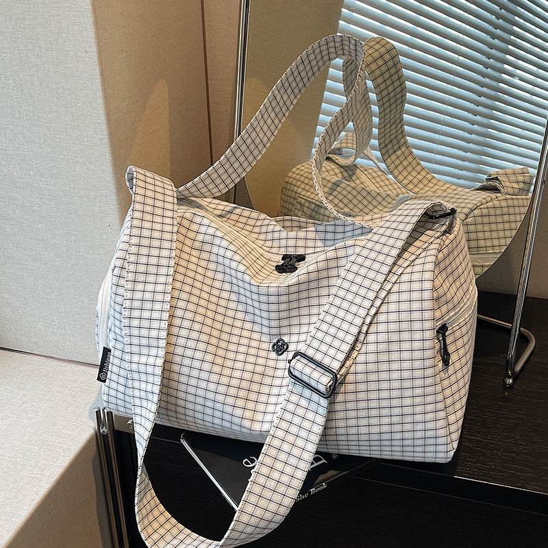 Compact Travel Duffle Bag — product view 3