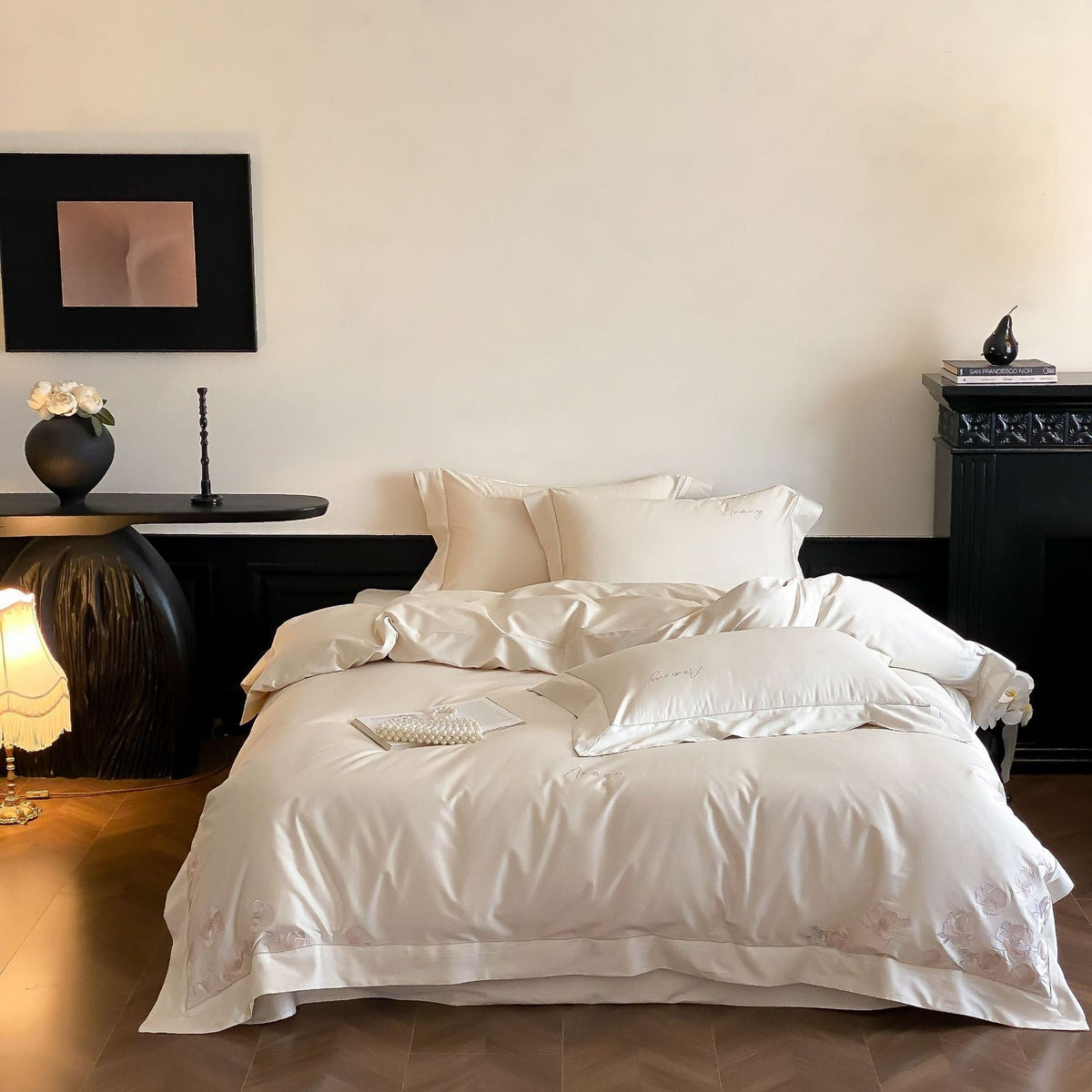 Silk-gloss bed linen set with embroidered rose border LoungeYard — product view 7