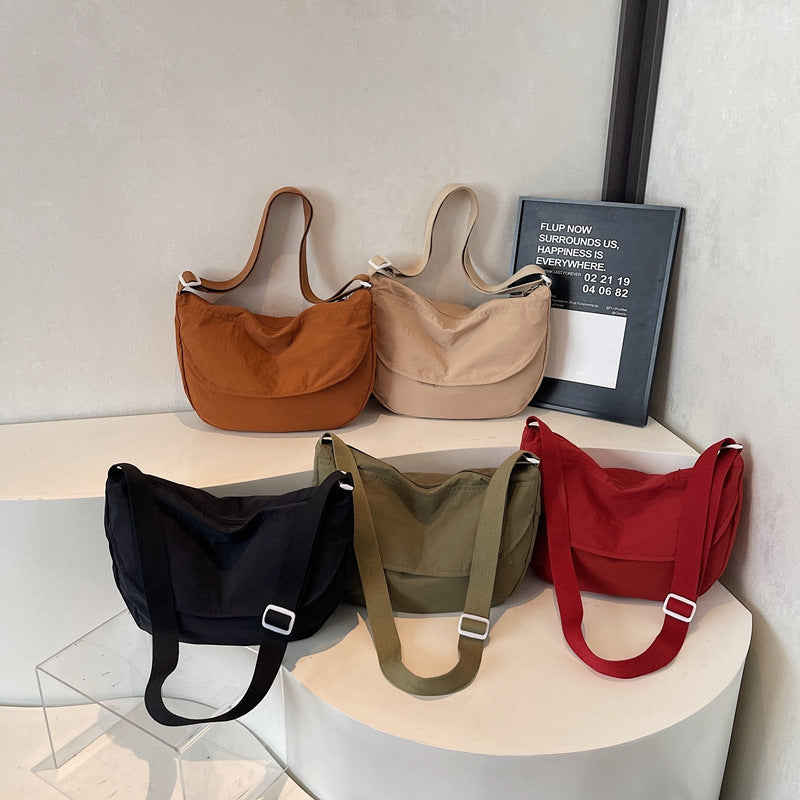 Casual shoulder bag LoungeYard — product view 2