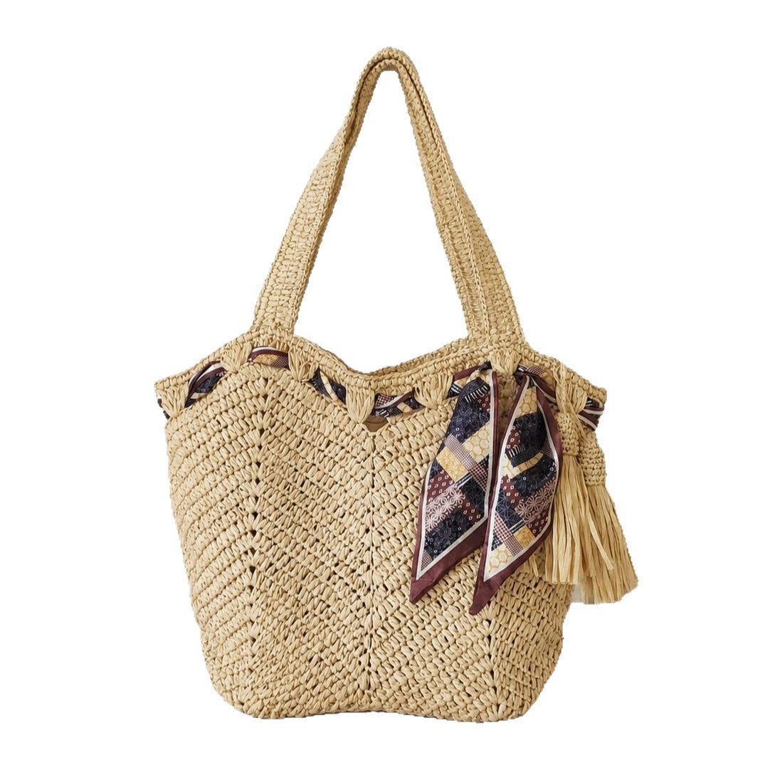 Handmade beach bag with playful pleat and tassels LoungeYard — product view 5