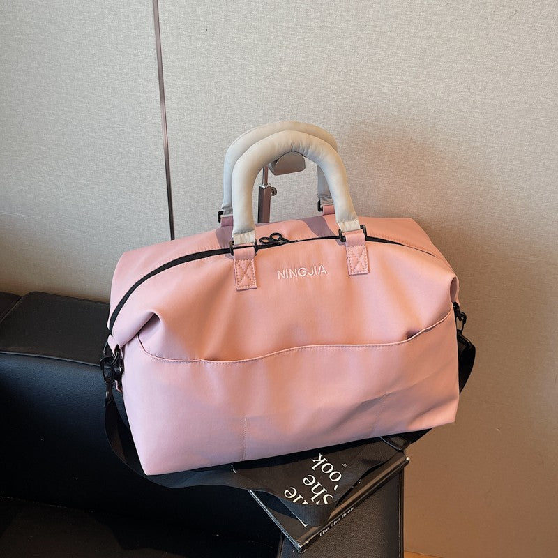Practical Weekend Bag LoungeYard — product view 1