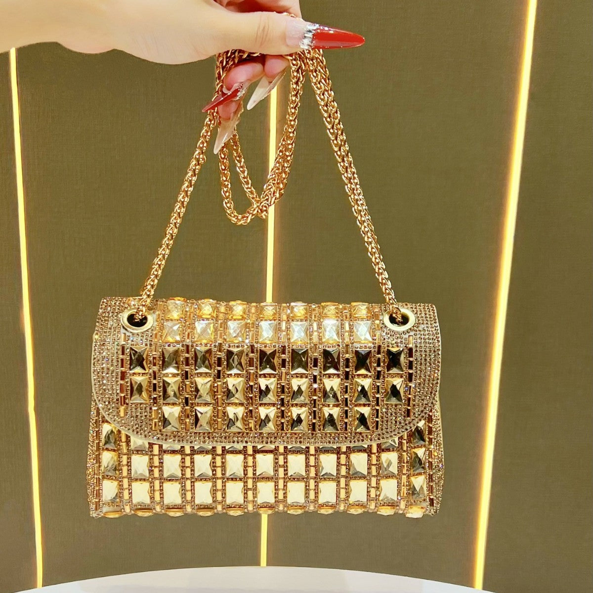 Glamorous Chain-Linked Evening Clutch — product view 1