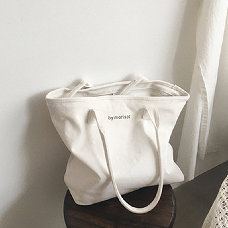 Everyday handbag with spacious interior and sturdy design LoungeYard — product view 6