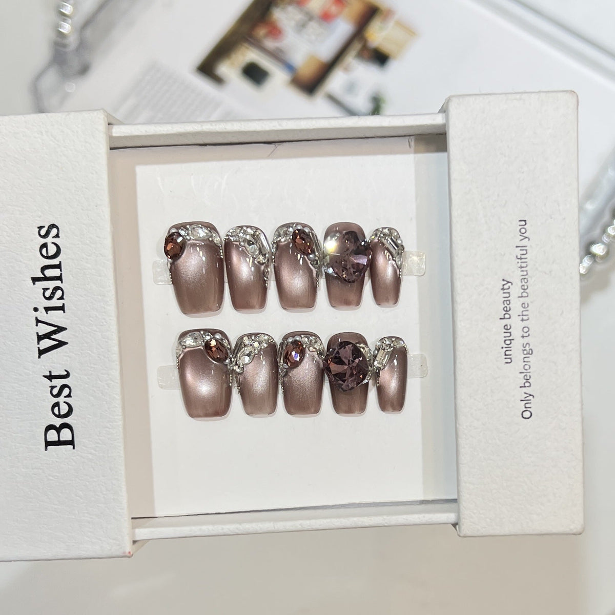 Premium Elegant Decorative Press-On Nails — product view 3