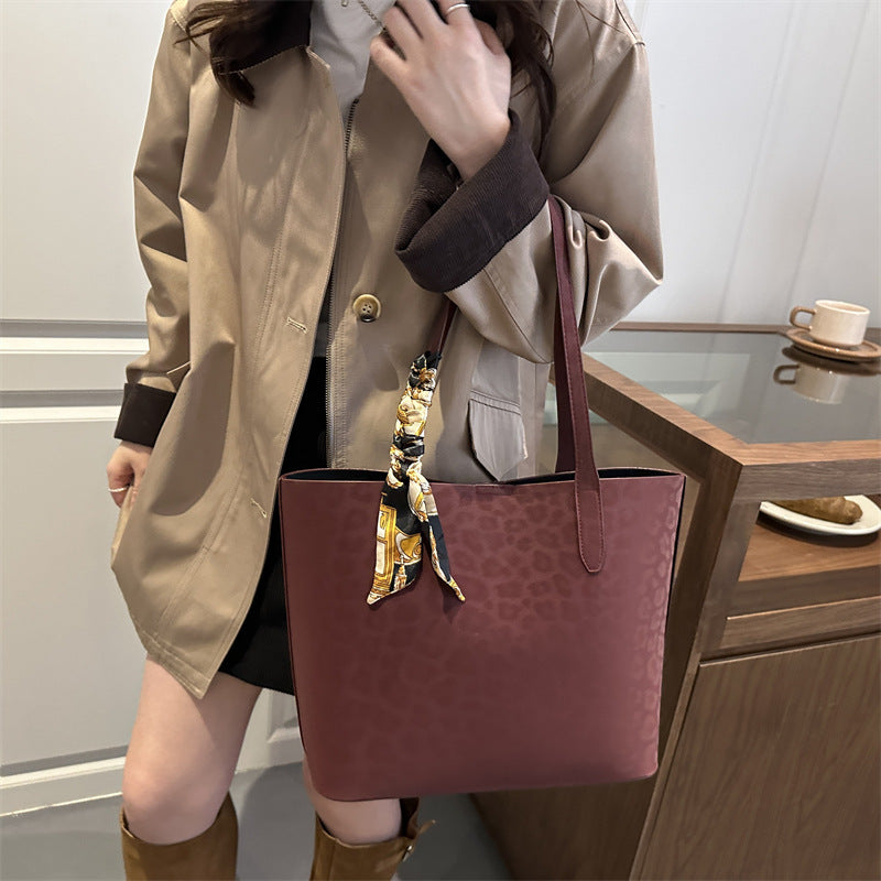WoStylish Animal Print Tote Bag LoungeYard — product view 1