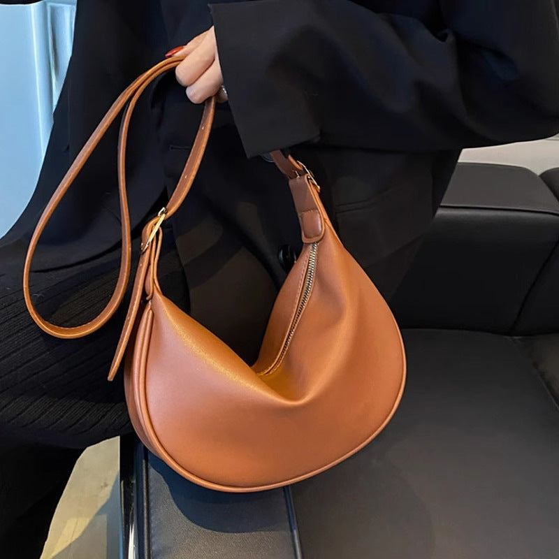 Minimalist Structured Shoulder Bag LoungeYard — product view 3