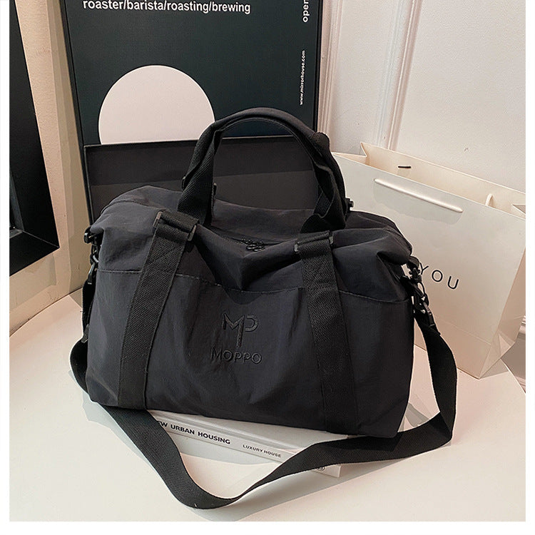 Sports Travel Bag with Reinforced Carrying System LoungeYard — product view 2