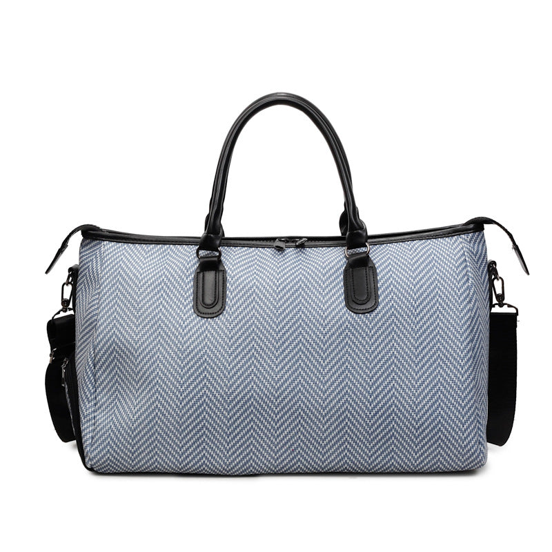 Durable travel bag with versatile interior layout LoungeYard — product view 4