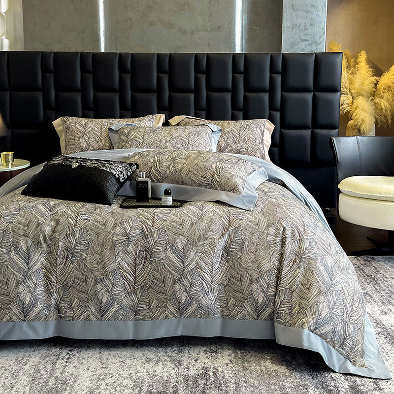 Elegant bed linen set made of cotton satin with a subtle leaf pattern and contrast piping — product view 6
