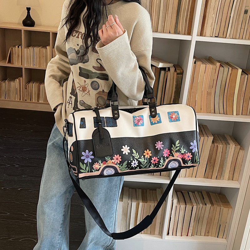 Fashionable Travel Bag LoungeYard — product view 7