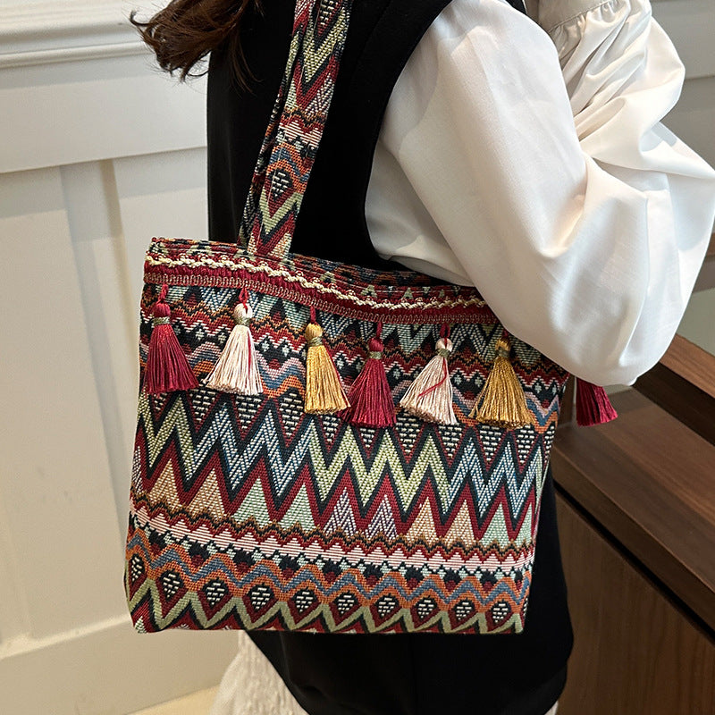 Geometric Patterned Decorative Tote Bag — product view 1