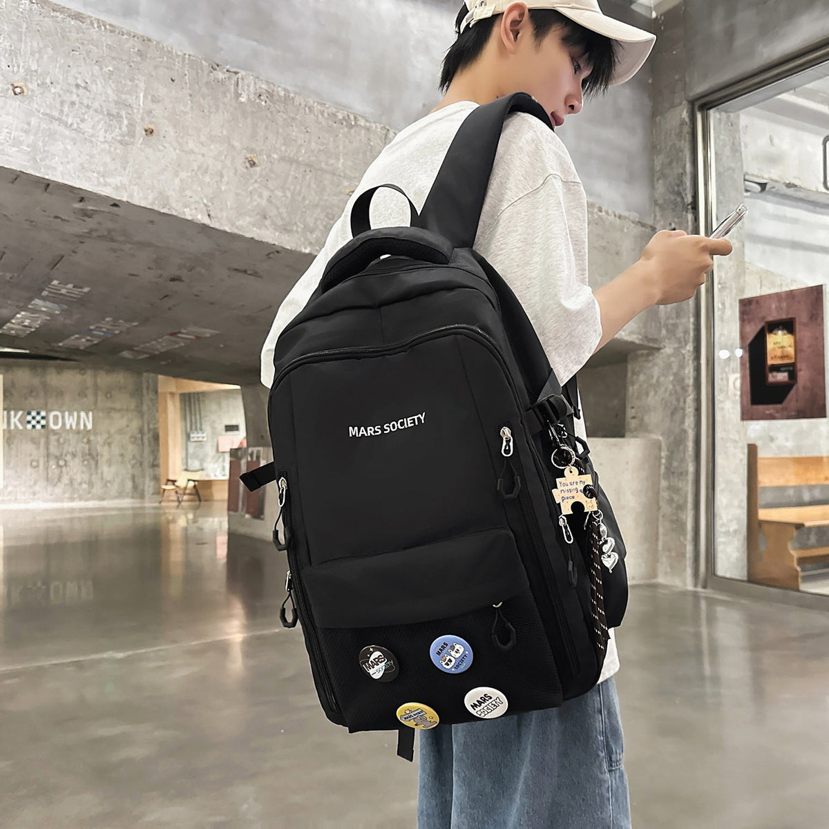 Multi-Pocket Daypack LoungeYard — product view 3