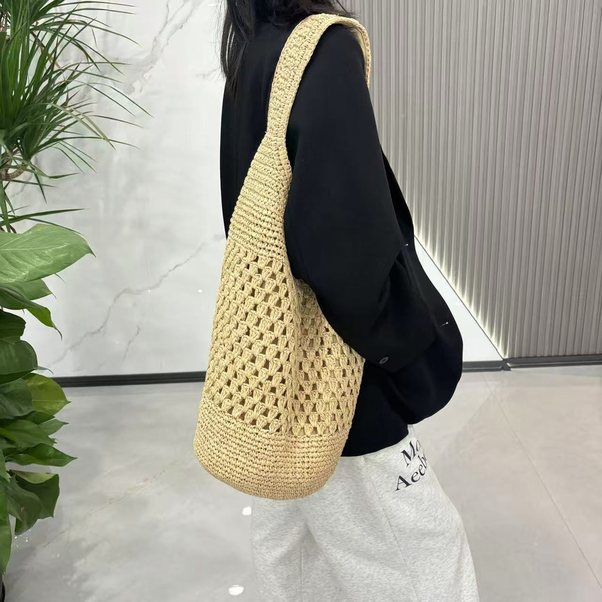 Handbag in Modern Net Design LoungeYard — product view 1