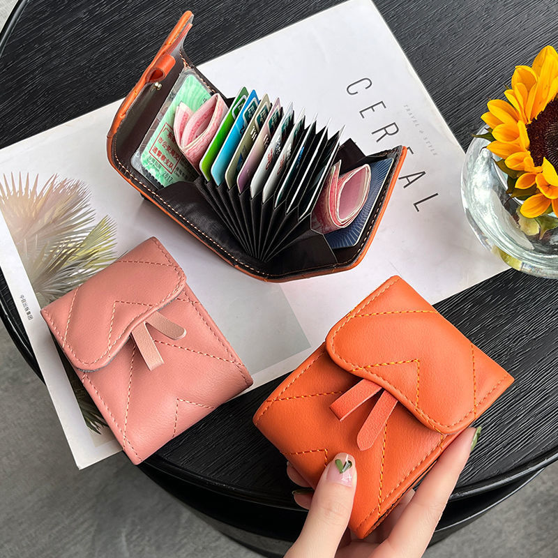 Chic Quilted Card Holder LoungeYard — product view 2