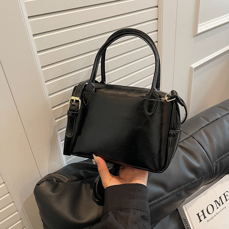 Luxurious Structured Leather Handbag LoungeYard — product view 7