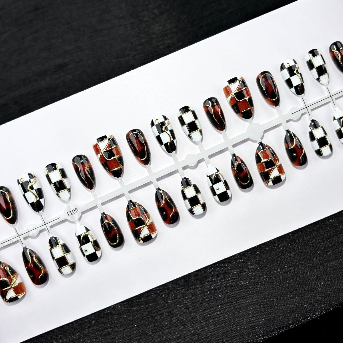 Decorative Press-On Nail Art Set with Checkered Design — product view 2