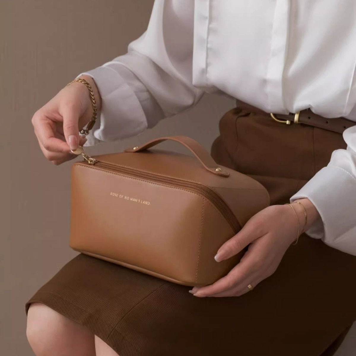 Cosmetic bag LoungeYard — product view 3