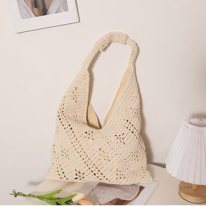 Hand-knotted Tote Bag in V-Design LoungeYard — product view 3