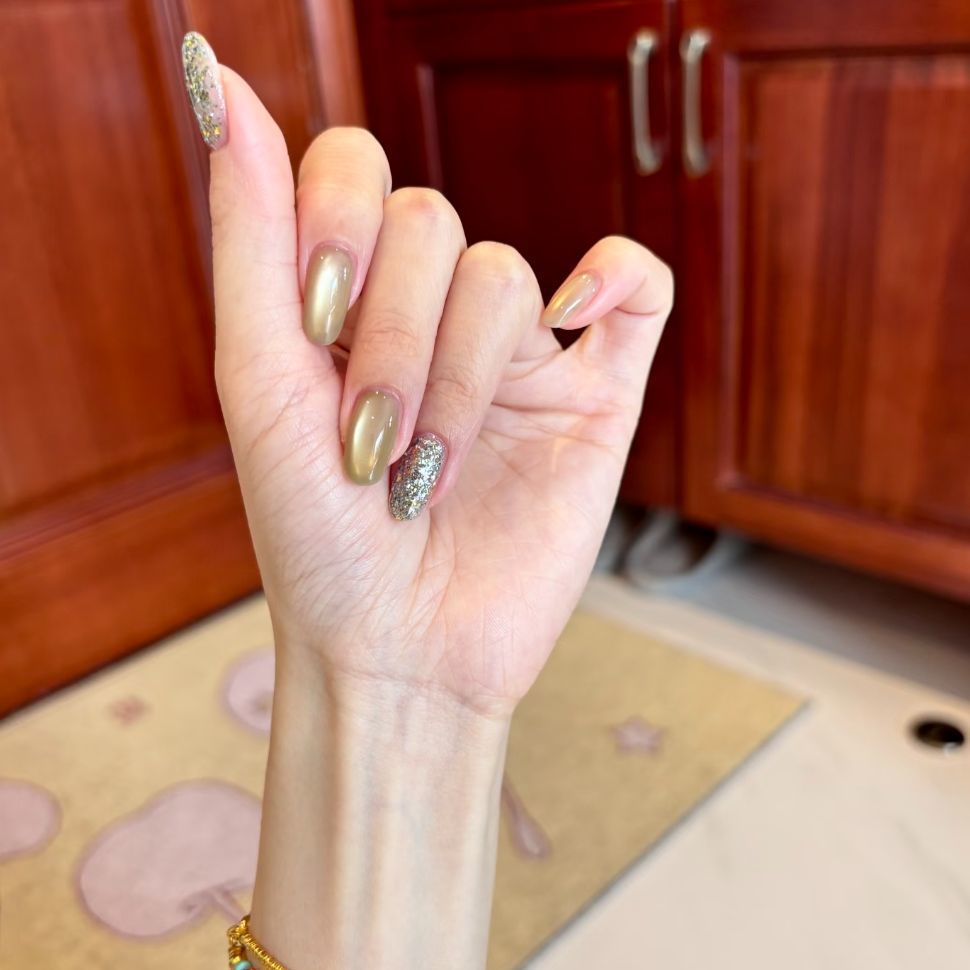 Premium Glitter Nail Art Extensions — product view 2