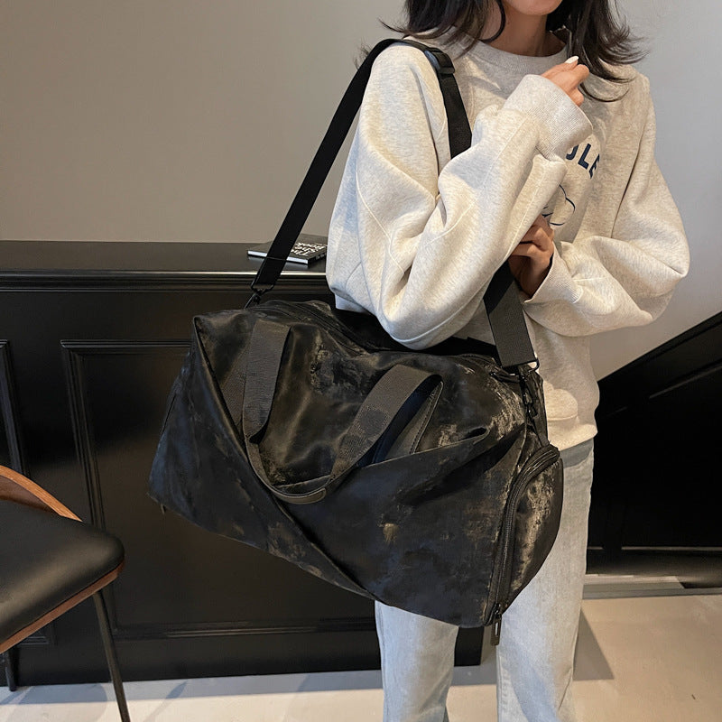 Elegant Multi-Compartment Travel Duffle Bag LoungeYard — product view 4