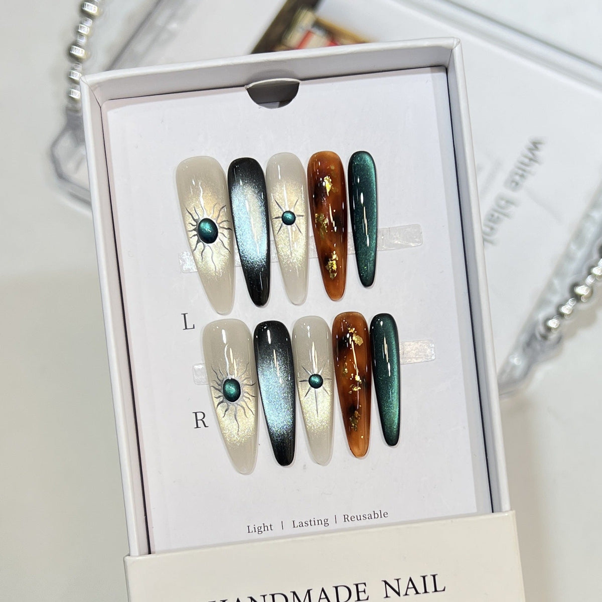 Handmade Press-On Nail Set — product view 1