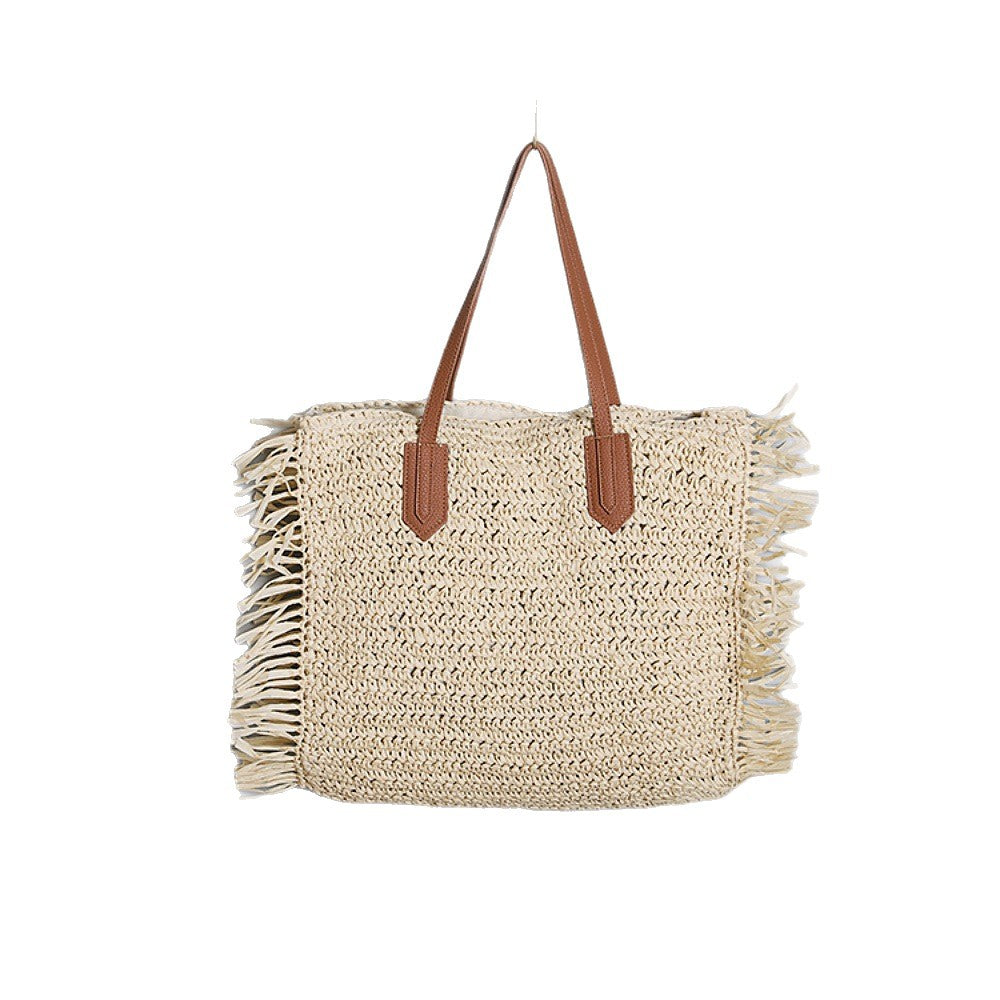 Elegant bag with fringes LoungeYard — product view 4